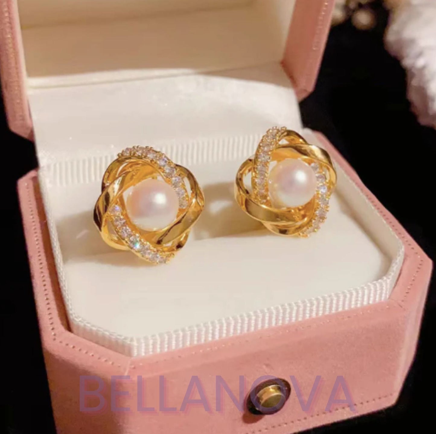 Brincos Roses Zircônias - Folheado a Ouro 18k + FRETE GRÁTIS