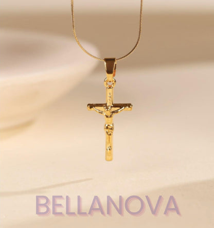 OLIVIA PADANO X BELLA NOVA | Gargantilha com Pingente Sagrado Jesus - Folheado a Ouro 24k+ FRETE GRÁTIS