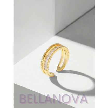 FILIPPA MONTEIRO X BELLA NOVA | Anel Ajustável Swarovski - Folheado a Ouro 18K+ FRETE GRÁTIS