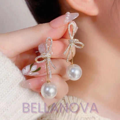 Brincos Virgínia - Laços e Pérolas de Zircônia - Folheado a Ouro 18k + FRETE GRÁTIS