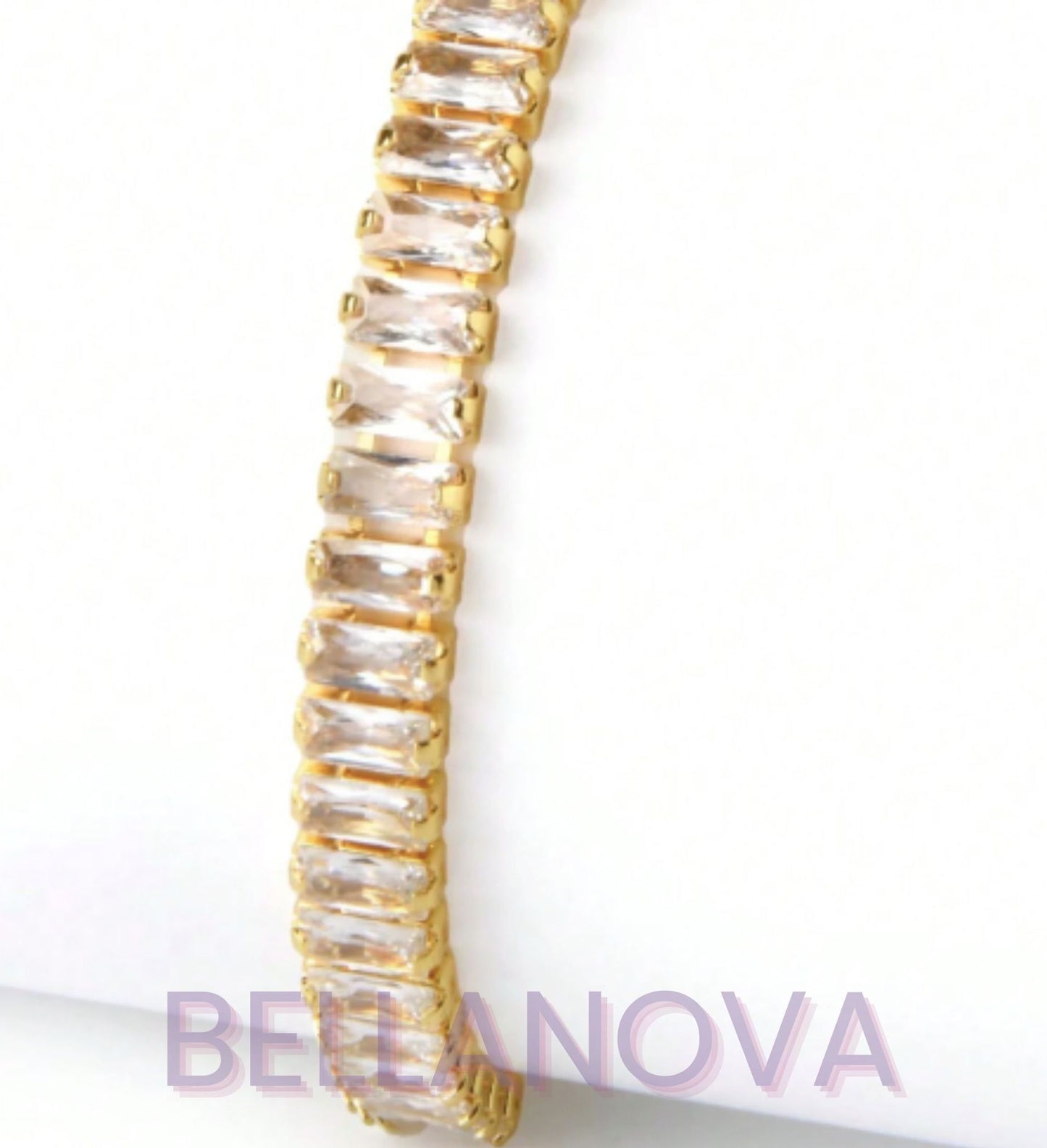 OLIVIA PADANO X BELLA NOVA | Pulseira Colecionável Swarovski - Folheado a Ouro 24k+ FRETE GRÁTIS