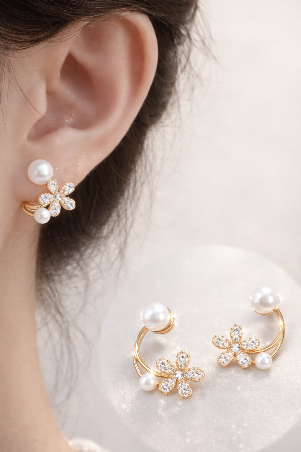 Brincos 2 em 1 Flores e Pérolas™ - Folheado a Ouro 18k + FRETE GRÁTIS